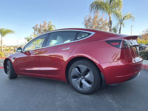 Used 2020 Tesla Model 3 Standard Range image 13