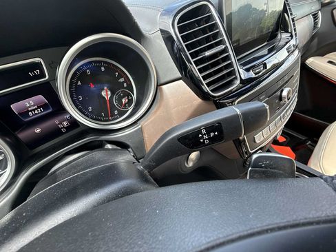 Used 2017 Mercedes-Benz GLS 550 4MATIC image 16