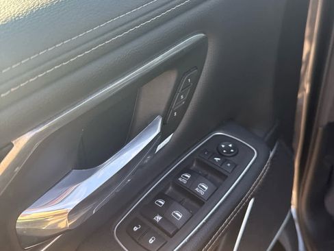 Used 2023 RAM 1500 Laramie image 11