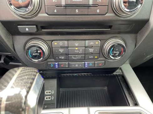 Used 2018 Ford F150 Raptor w/ Equipment Group 802A Luxury AWD/4WD image 24