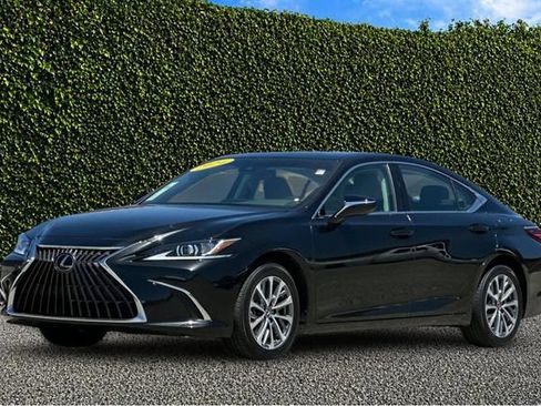 Used 2024 Lexus ES 350 w/ Accessory Package (Z2) FWD image 8