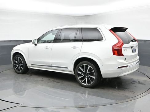 Used 2024 Volvo XC90 B6 Ultimate w/ Lounge Package AWD/4WD image 7