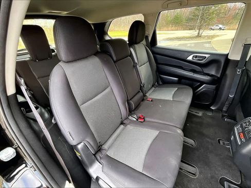 Used 2018 Nissan Pathfinder SV AWD/4WD image 20