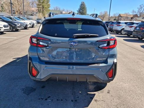 Used 2025 Subaru Crosstrek 2.0i Premium image 4