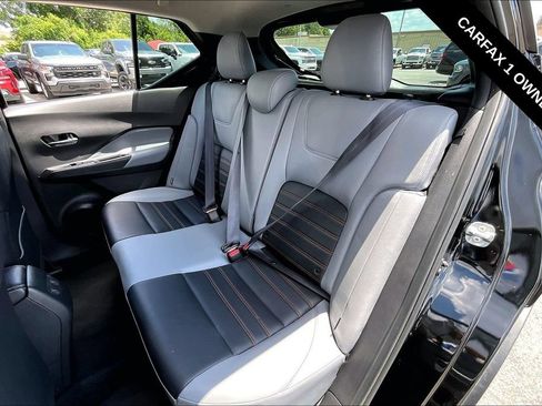 Used 2023 Nissan Kicks SR w/ SR Premium Package FWD image 6