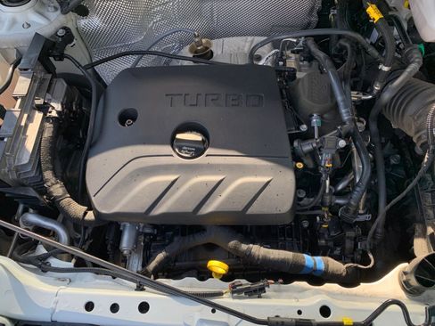 Used 2025 Buick Encore GX Preferred image 30