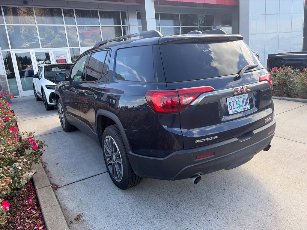 Used 2017 GMC Acadia SLT AWD/4WD image 6