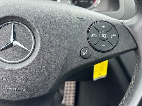 Used 2011 Mercedes-Benz C 300 4MATIC Sedan image 17