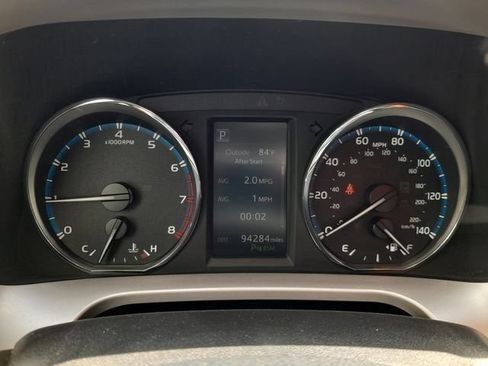 Used 2016 Toyota RAV4 XLE w/ Convenience Package AWD/4WD image 12