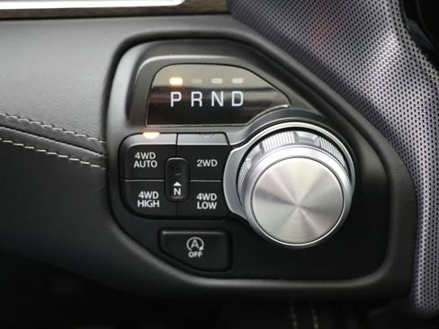 Used 2020 RAM 1500 Limited image 33