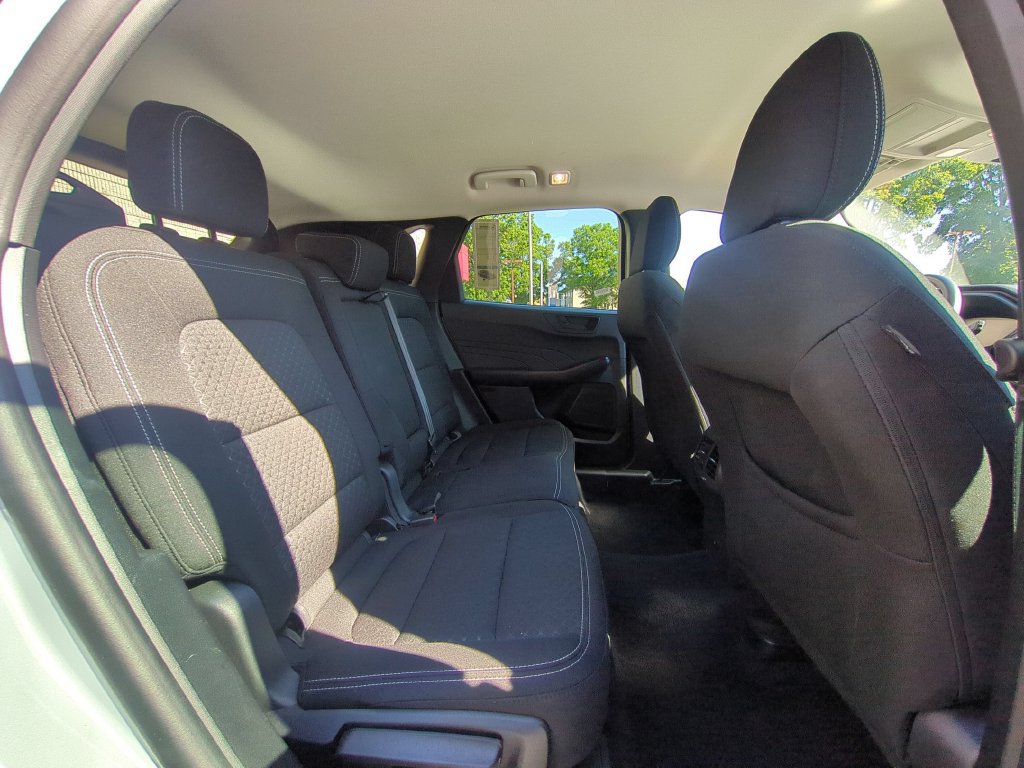Used 2025 Ford Escape Active AWD/4WD image 26