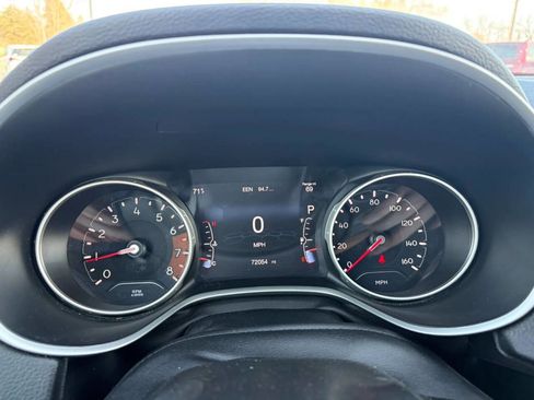 Used 2019 Jeep Compass Limited AWD/4WD image 9