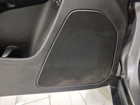 Used 2016 Jeep Cherokee Trailhawk w/ Cold Weather Group image 25