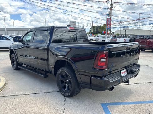Used 2025 RAM 1500 Big Horn AWD/4WD image 5
