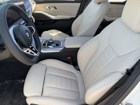 Used 2026 BMW 330i Sedan w/ M Sport Package image 19