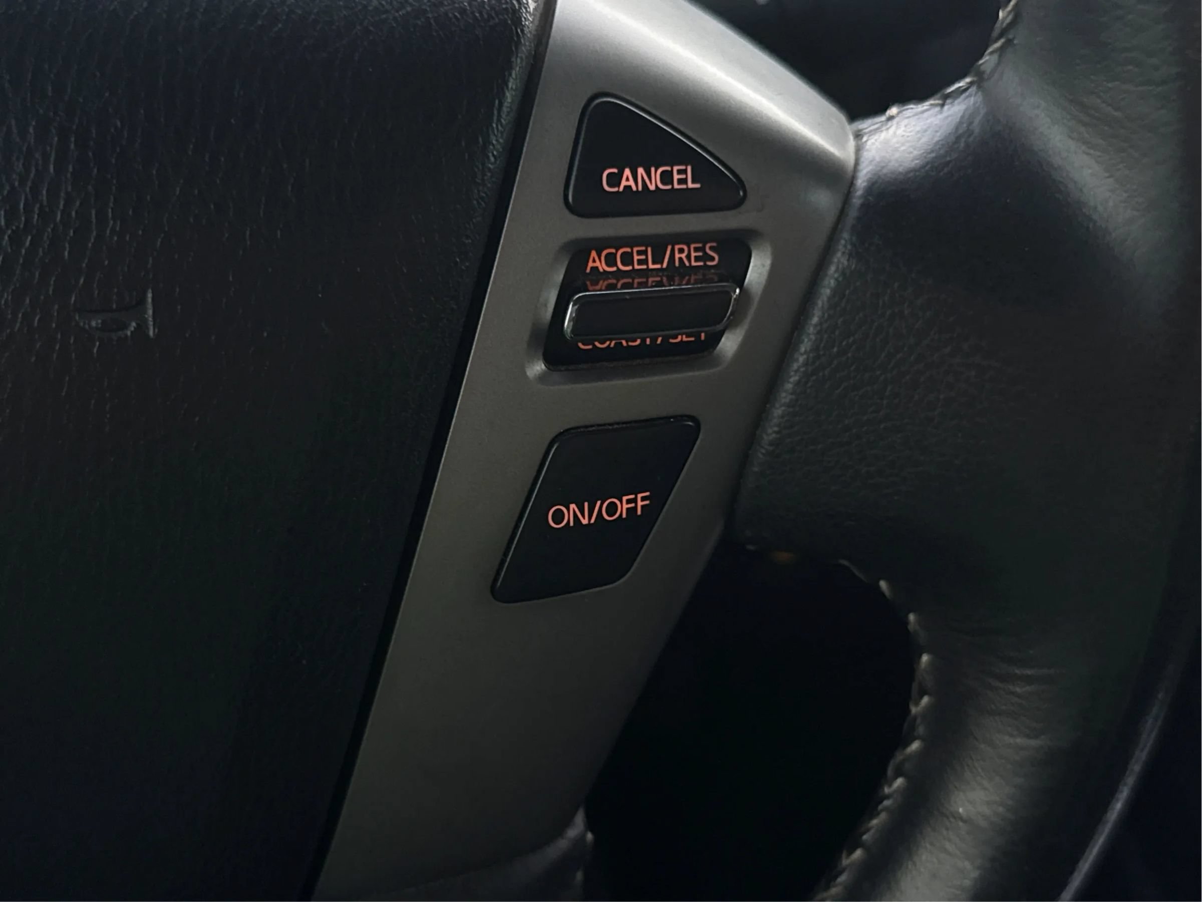 Used 2013 Nissan Titan PRO-4X AWD/4WD image 31