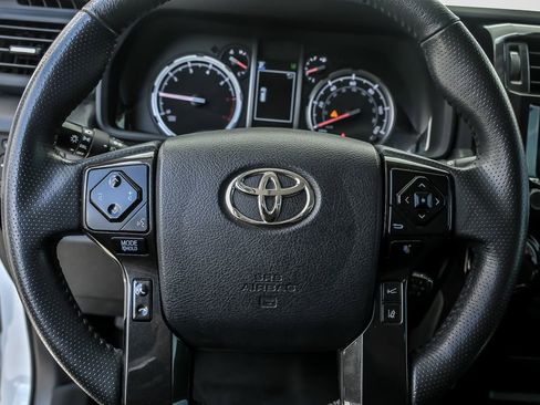 Used 2021 Toyota 4Runner TRD Off-Road Premium w/ Moonroof Package AWD/4WD image 23