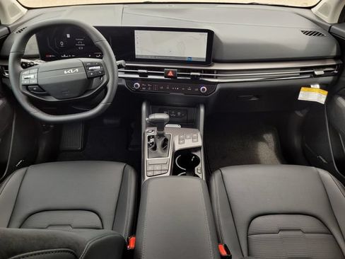 New 2026 Kia Sportage SX FWD image 14