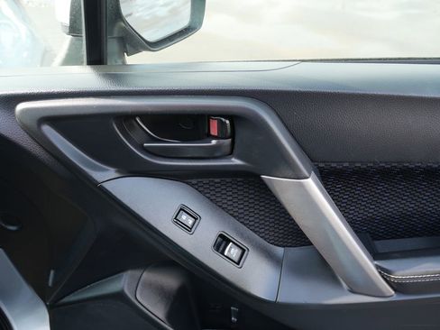 Used 2018 Subaru Forester 2.5i Premium w/ All-Weather Package image 18