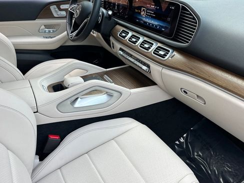 Used 2025 Mercedes-Benz GLE 350 350 image 32