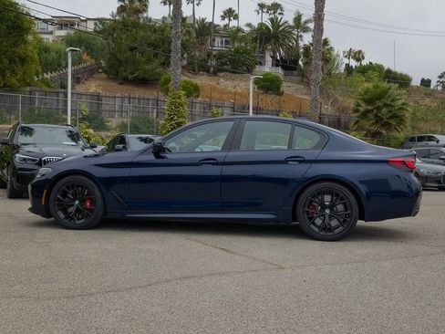 Used 2023 BMW M550i xDrive w/ Executive Package AWD/4WD image 24