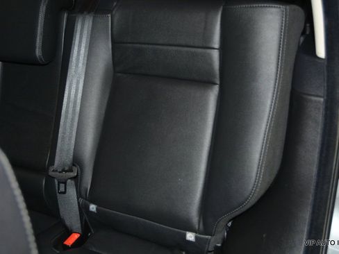 Used 2011 Land Rover Range Rover Sport HSE image 24