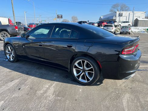Used 2015 Dodge Charger R/T image 5