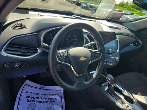 Used 2024 Chevrolet Malibu LT FWD image 19
