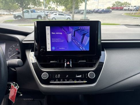 Used 2025 Toyota Corolla LE FWD image 13