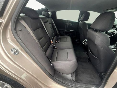 Used 2025 Chevrolet Malibu LT image 26