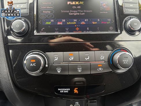 Used 2019 Nissan Rogue S AWD/4WD image 29