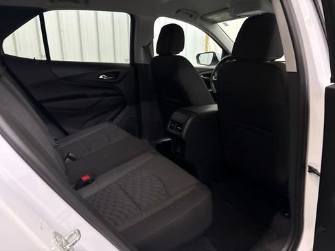 Used 2021 Chevrolet Equinox LT AWD/4WD image 18