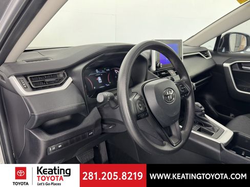 Certified 2025 Toyota RAV4 XLE w/ Convenience Package FWD image 15