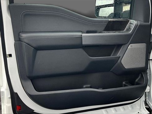 Used 2023 Ford F350 Lariat w/ Snow Plow Prep Package image 12