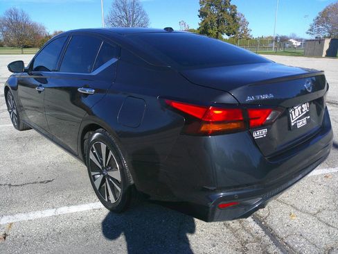 Used 2019 Nissan Altima 2.5 SL image 3