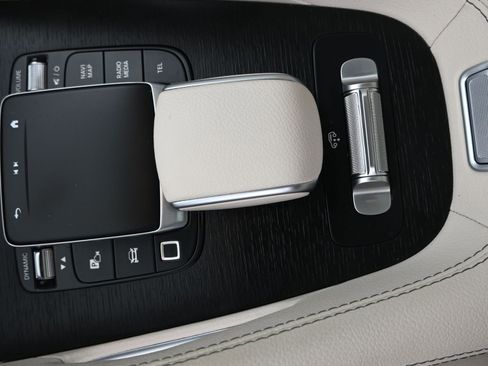 Used 2025 Mercedes-Benz GLS 450 GLS 450 image 38