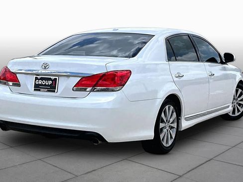 Used 2012 Toyota Avalon Limited FWD image 13