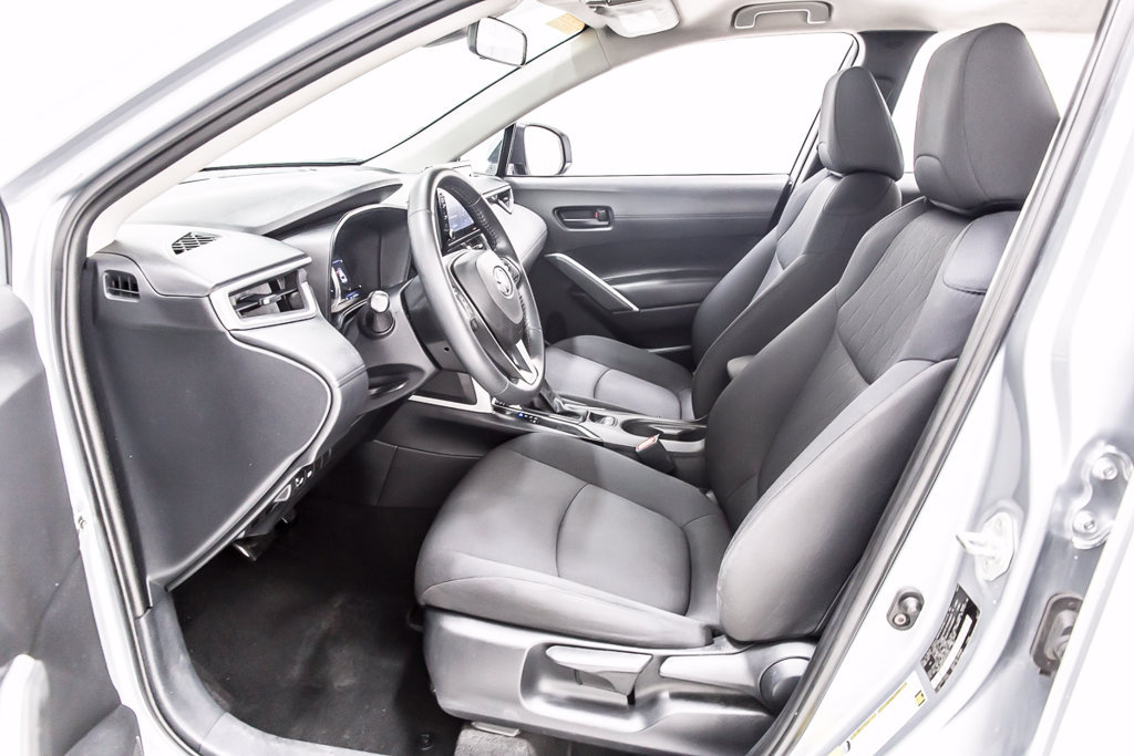 Used 2022 Toyota Corolla Cross LE FWD image 25