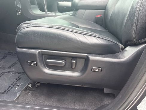 Used 2019 Toyota Sequoia TRD Sport w/ TRD Sport Premium Package AWD/4WD image 44