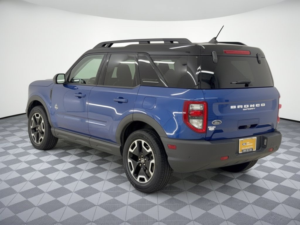 Certified 2023 Ford Bronco Sport Outer Banks AWD/4WD image 3