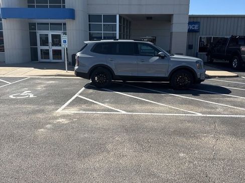 Used 2025 Kia Telluride EX X-Line image 1