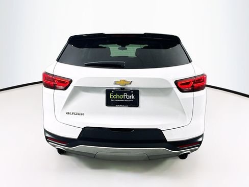 Used 2024 Chevrolet Blazer LT image 7