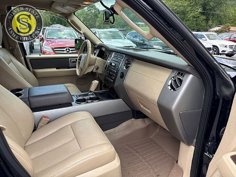 Used 2014 Ford Expedition XLT w/ Equipment Group 202A image 17