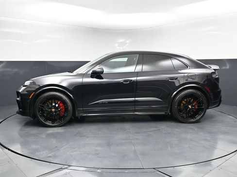New 2026 Porsche Macan GTS Electric AWD/4WD image 2