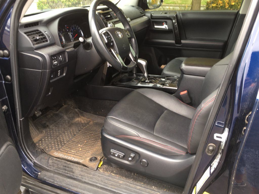 Used 2019 Toyota 4Runner TRD Off-Road Premium AWD/4WD image 4
