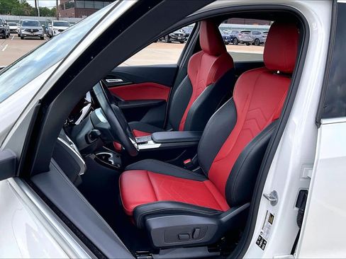 Used 2025 BMW X1 xDrive28i image 7