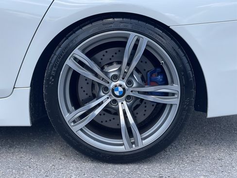 Used 2013 BMW M5 RWD image 39