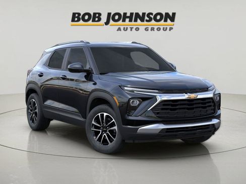 New 2026 Chevrolet TrailBlazer LT w/ Convenience Package AWD/4WD image 1