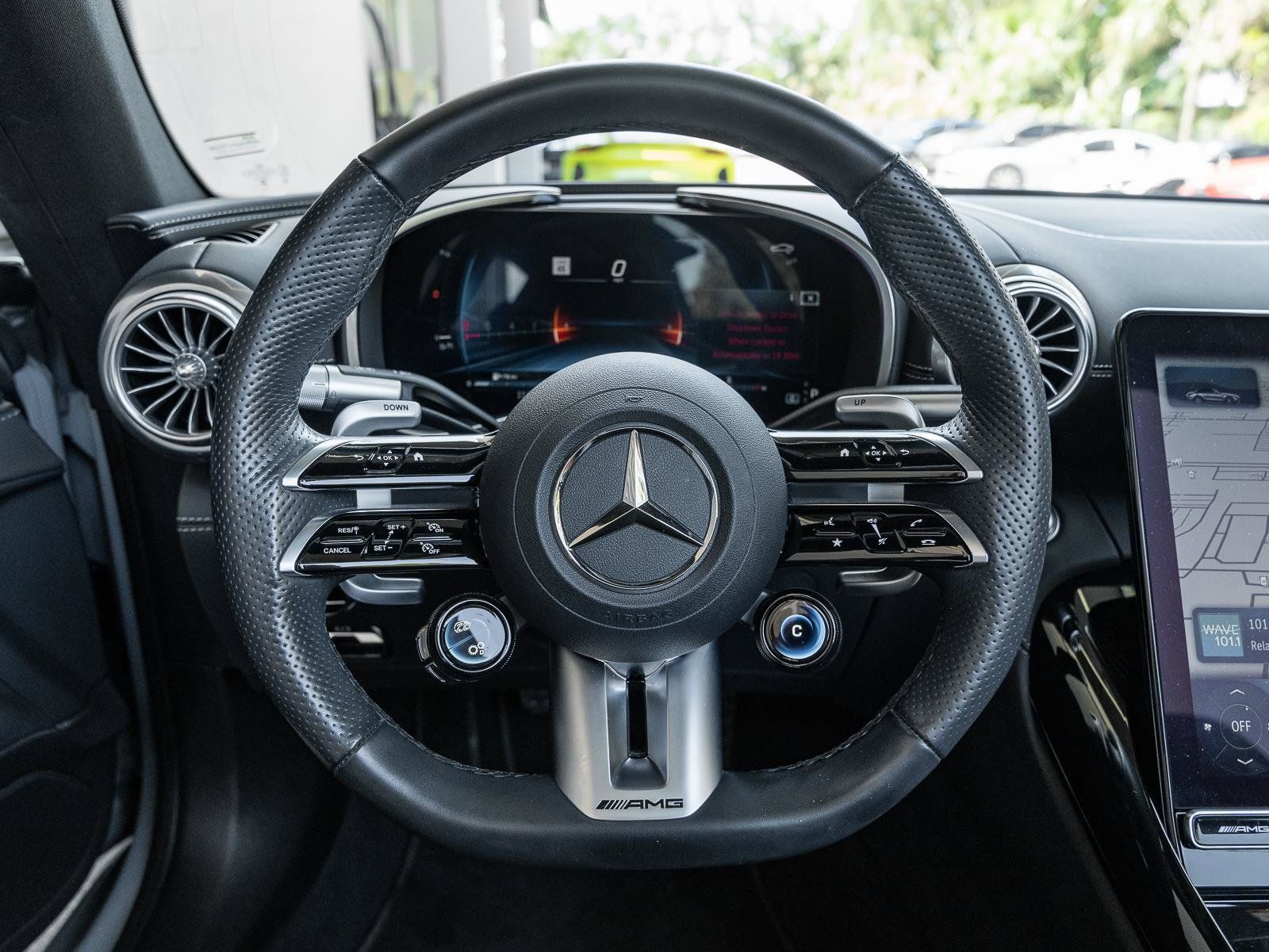Used 2024 Mercedes-Benz SL 55 AMG 4MATIC image 6