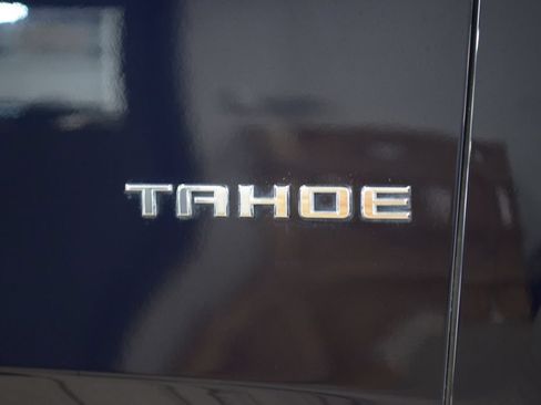 Used 2023 Chevrolet Tahoe LT w/ Luxury Package AWD/4WD image 14